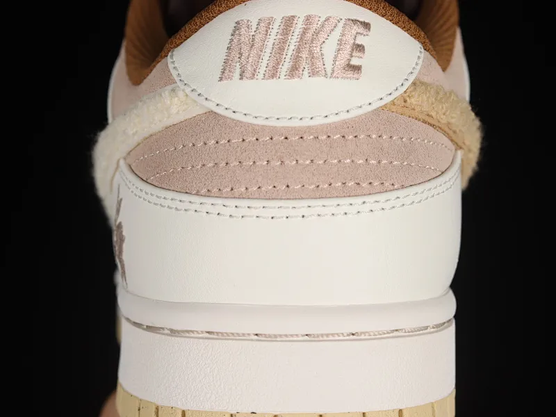 All categories Nk SB Dunk series Nk SB Dunk Low low-top sneakers M version pure original Nk Dunk Low "Year of the Rabbit" Year of the Rabbit Sui Rabbit theme SB low-top sports and leisure sneakers FD4203-211